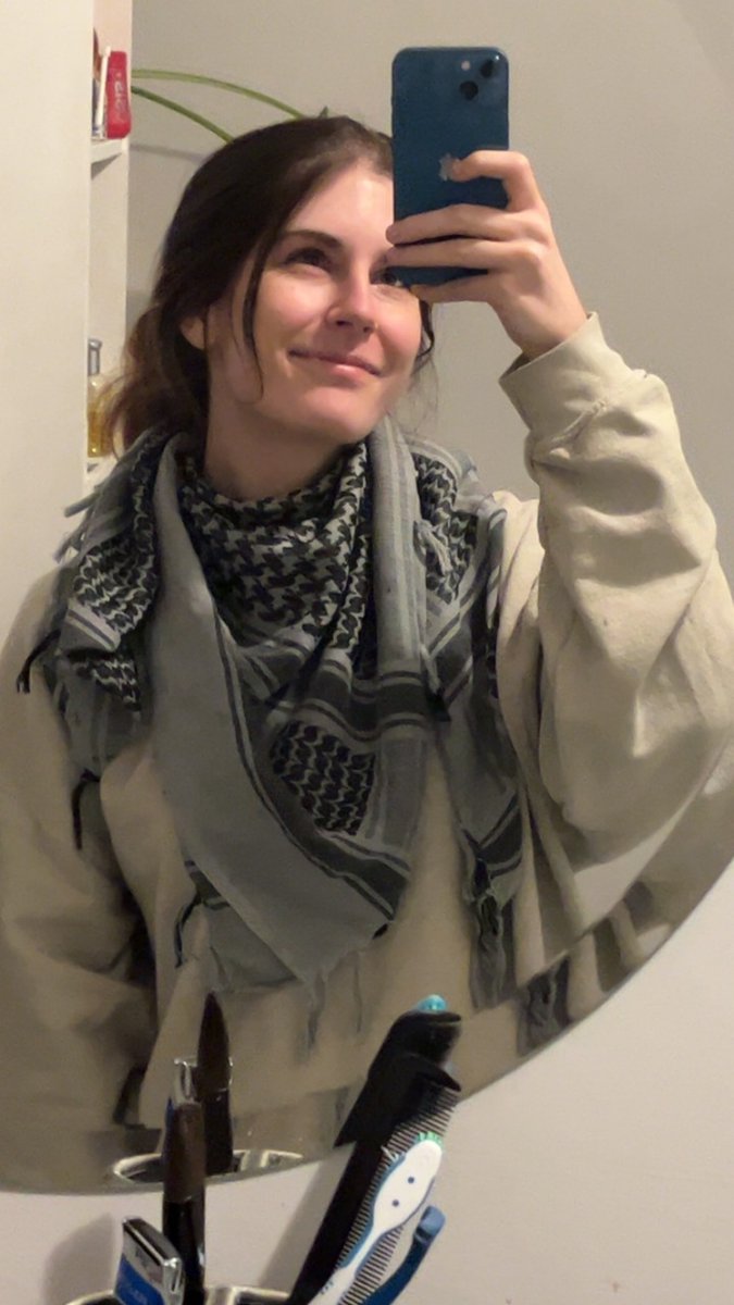 chaoticmorgn's tweet photo. Shes baaaack👀 https://t.co/h6KoF8mITF