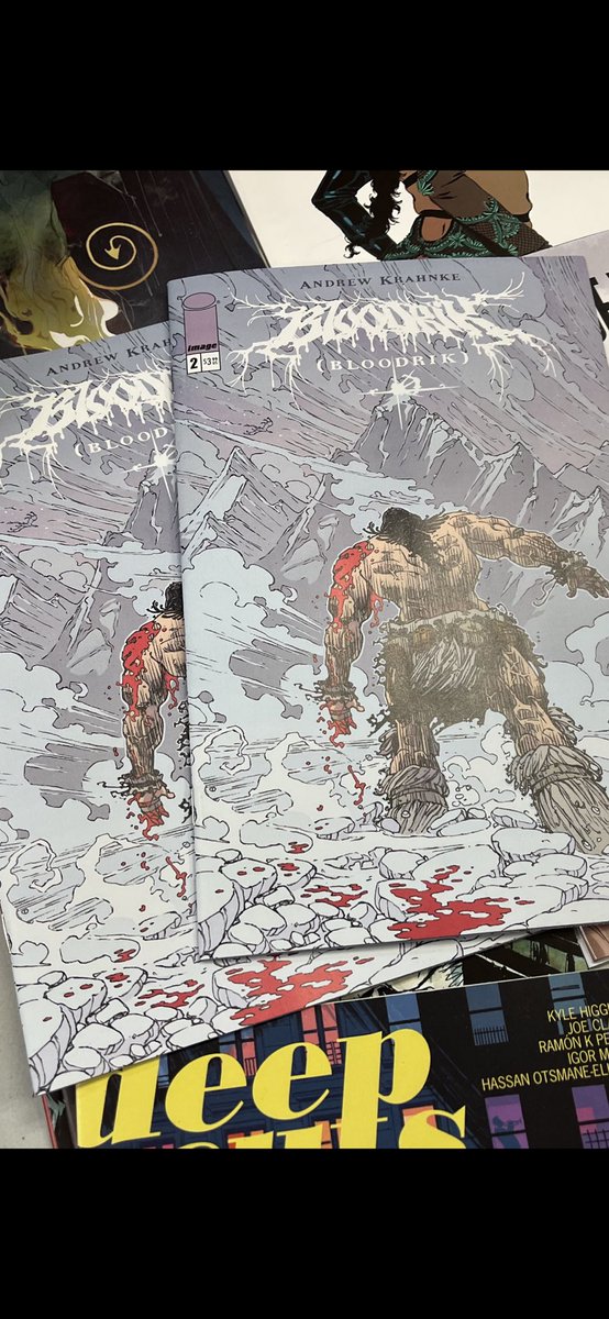 985wkrz's tweet photo. Lissa here 😃 Heck yeah #BLOODRIK number 2 is out today at your local comic shop!! SO proud of my brother #AndrewKrahnke! His series is amazing!!!! 🙌
Thank you my local store Comics On The Green for carrying it and promoting innovative art/artists!!!🤘@AndrewKrahnke @cotgreen https://t.co/IwR4IGygg6