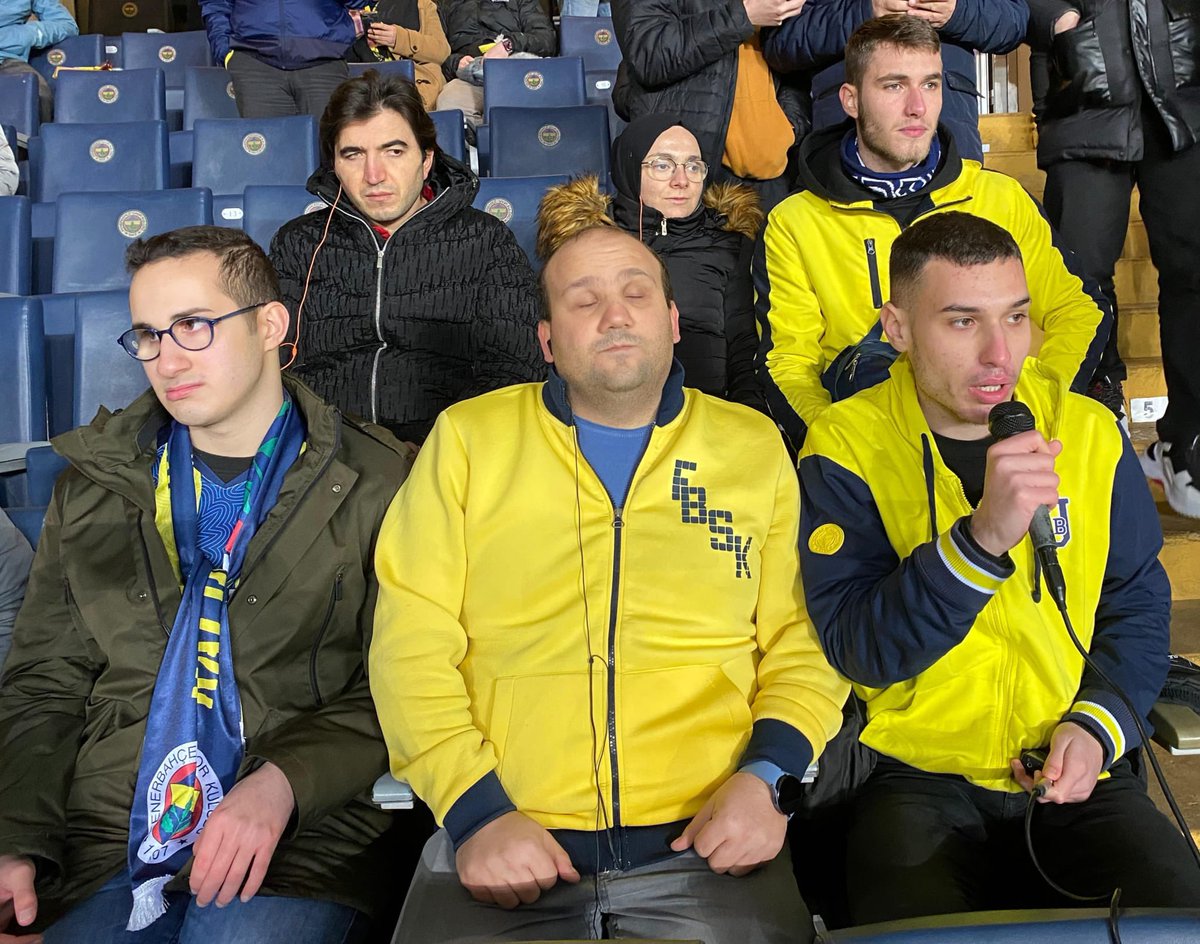 1907unifeb's tweet photo. #ÜnifebCares projeleri kapsamında yürüttüğümüz “Görmezden Gelme” projesini Fenerbahçe - Konyaspor maçında gerçekleştirdik. https://t.co/4vhsiXH3NA