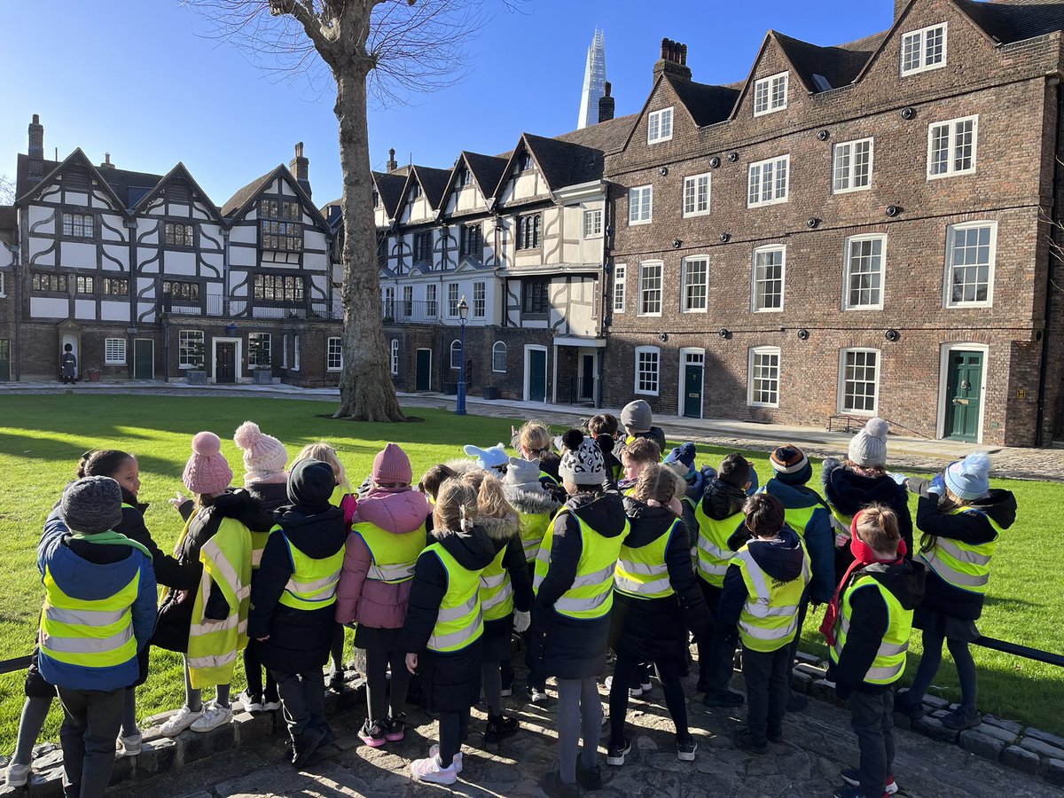 Mountnessing School tweet media