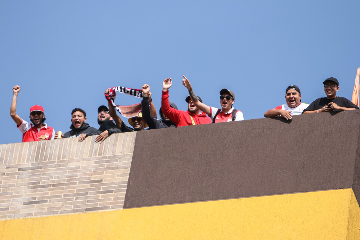 SantaFe's tweet photo. ¡No podemos con tantooooo 🥺!

Gracias ❤️ https://t.co/t3DbP67gi9