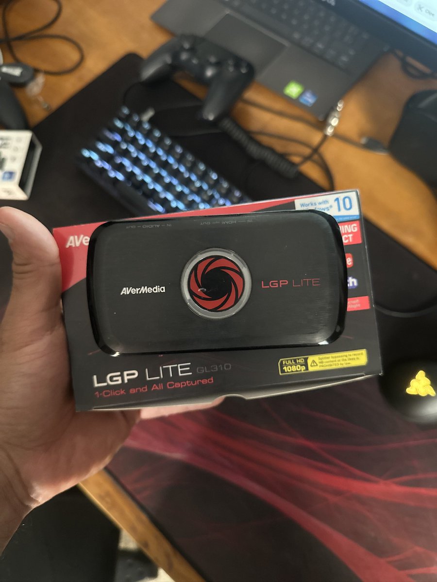 Estou vendendo esta placa de captura da Avermedia. R$400. Quem puder fortalecer no RT.