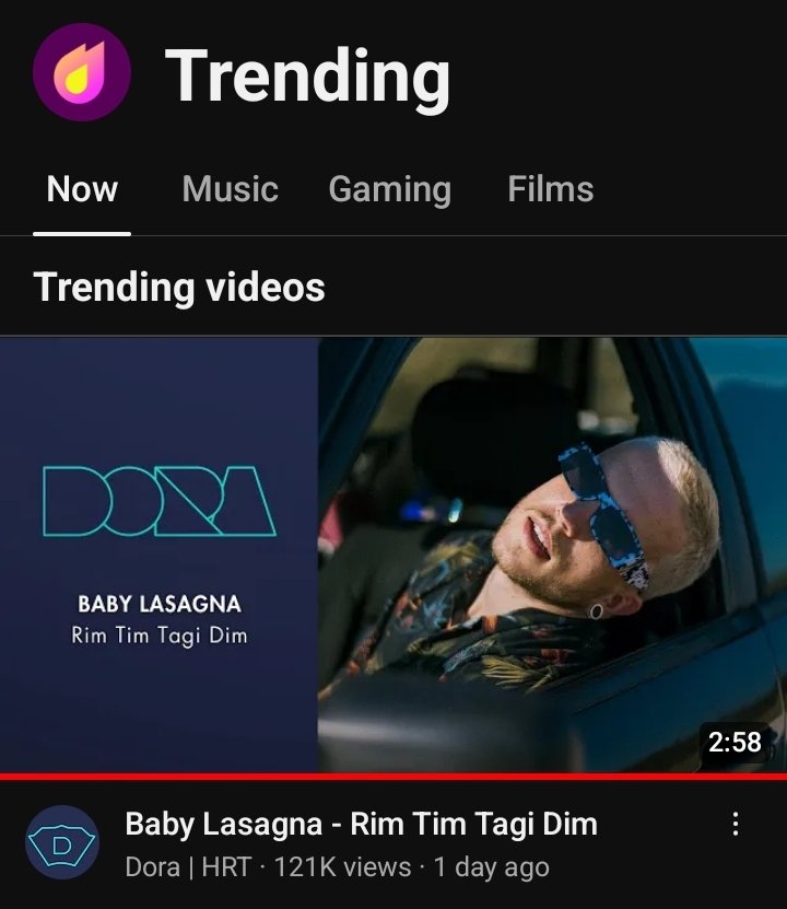  tweet media