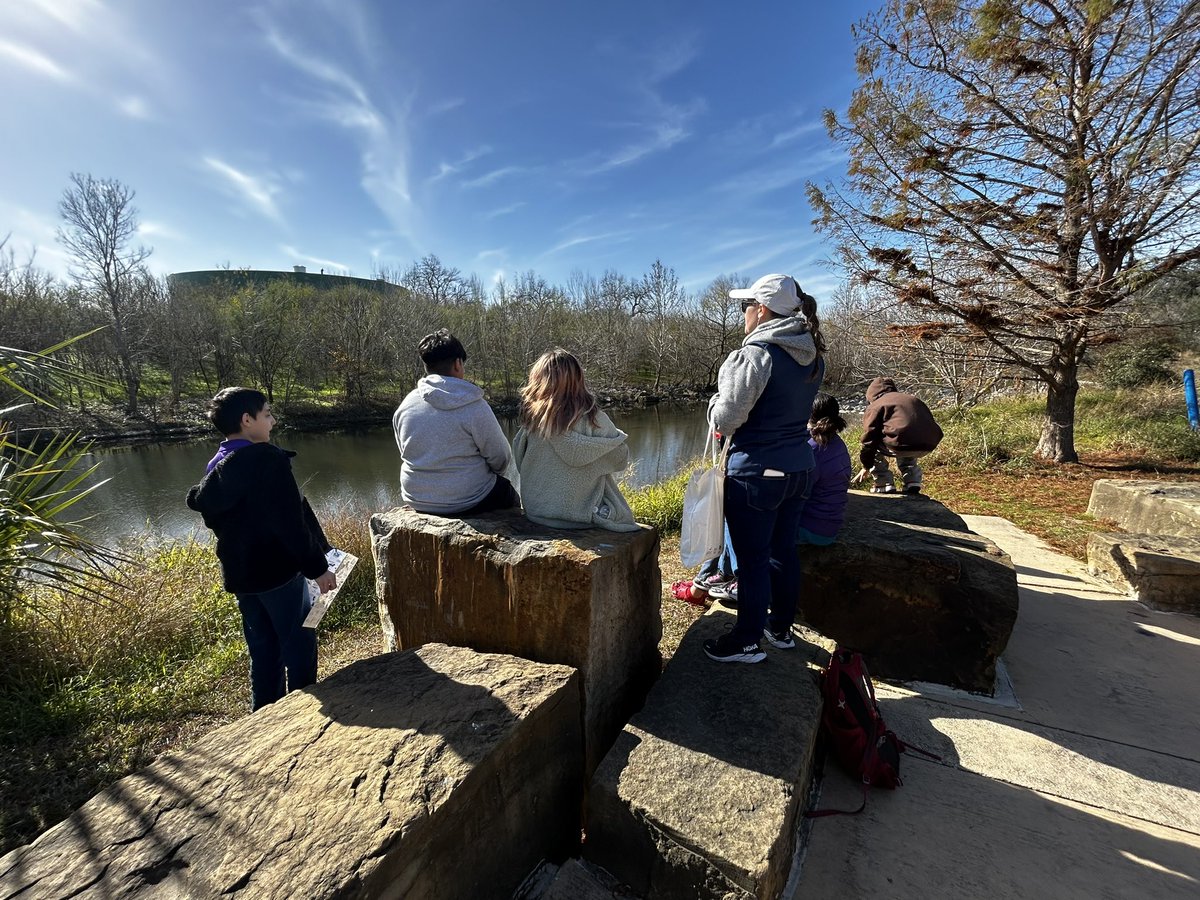 Alyia Hernandez tweet media