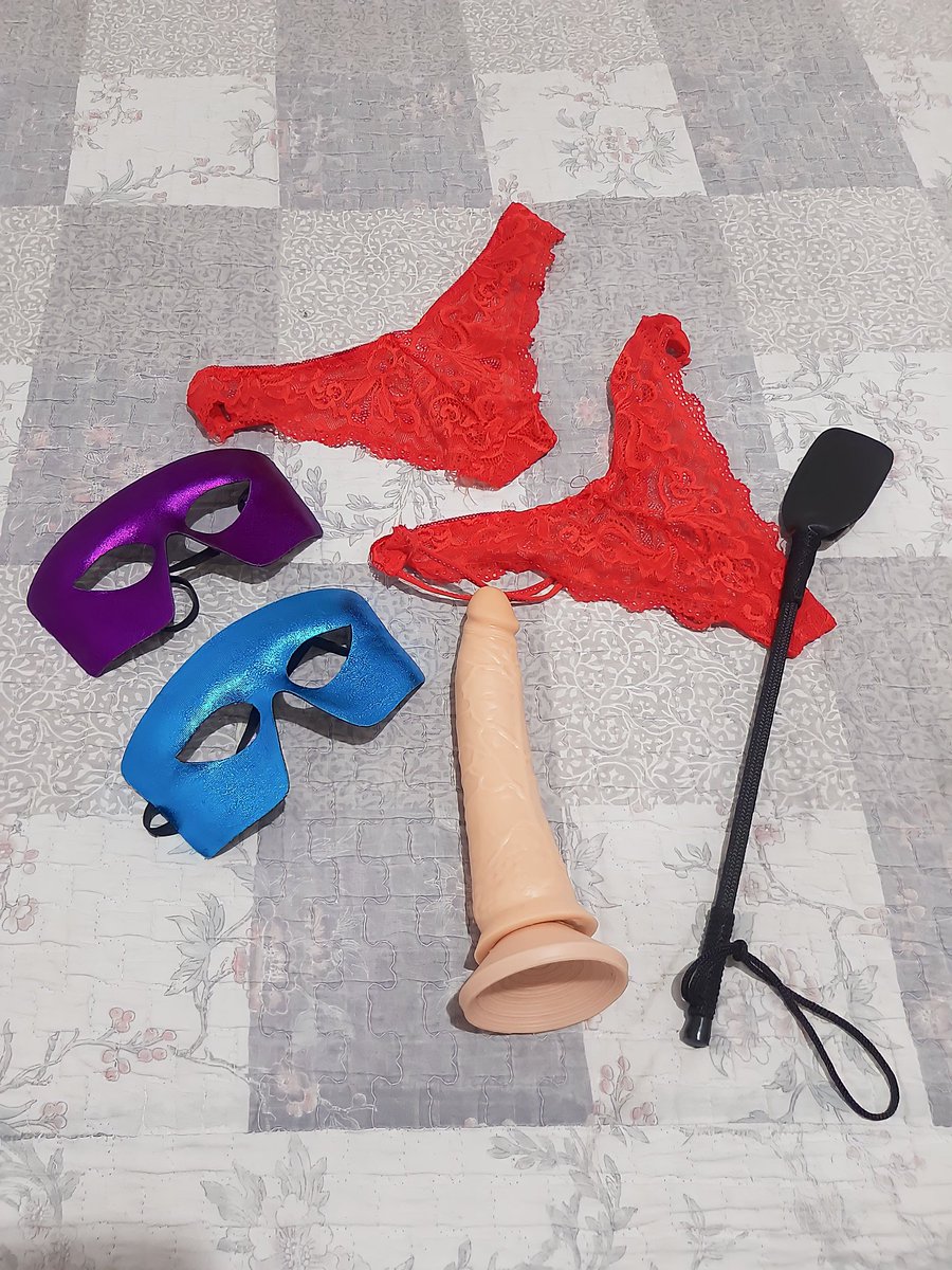GatinhaSapekka's tweet photo. Hoje estou para o crime!!! @Gordincwb1  que se prepare, hoje vou comer ele!! 🔥
#strapon #homemdecalcinha #lingerie #bisexual #fetich #lingerieformen #machodecalcinha #calcinhadodia #semtaboo #exibicionista #casalreal #menage #cuckold #cintaralho #inversãodepapeis #dominatrix https://t.co/g7jTBKpGua