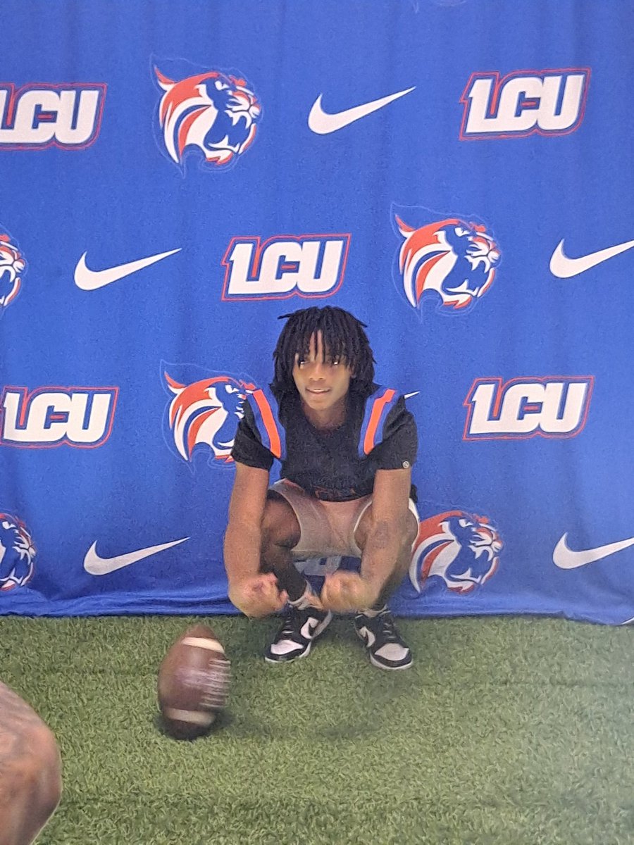 DeTraveon williams tweet media