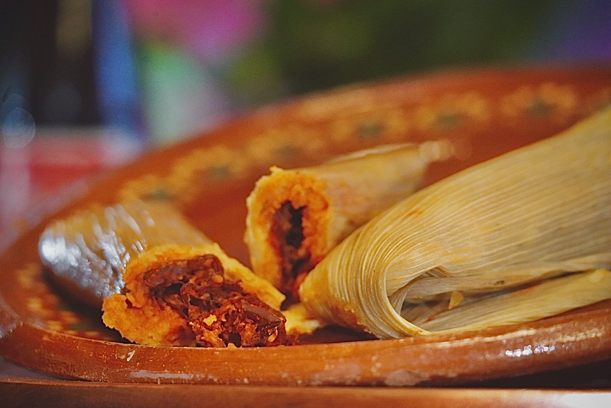 Did you know we sell tamales at our sister location casa de Tola? 🫔 it’s 🔥