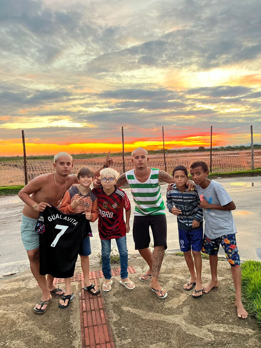 Gualavita_7's tweet photo. Favela venceu.🫶🏽🫂 https://t.co/JlIoag3g5N