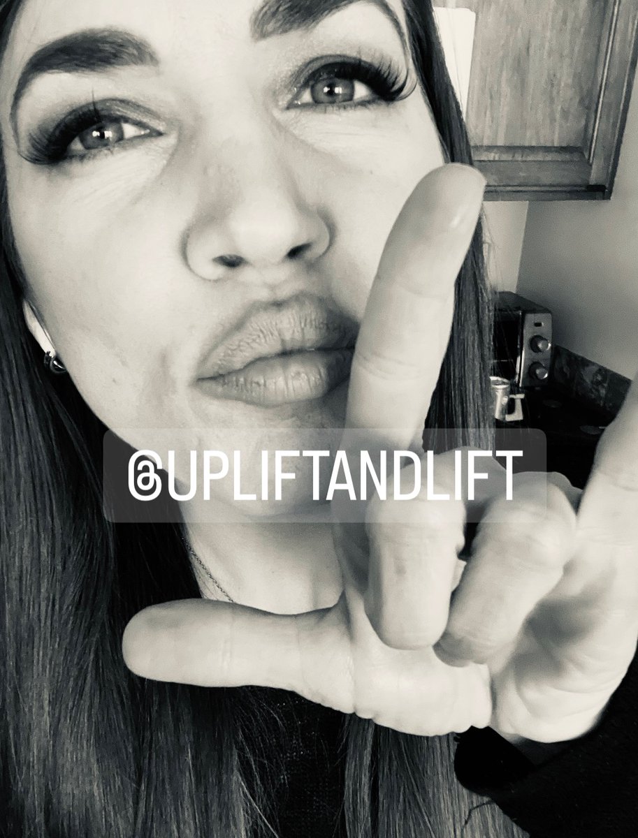 upliftandlift's tweet image. TO my kids - WITH my kids 😁

#wednesdaythought #prespective 🤓