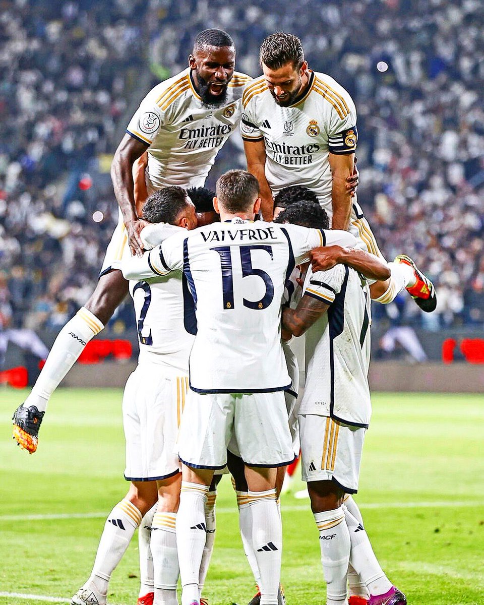 🚨 𝗟𝗘 𝗥𝗘𝗔𝗟 𝗠𝗔𝗗𝗥𝗜𝗗 𝗦𝗘 𝗤𝗨𝗔𝗟𝗜𝗙𝗜𝗘 𝗣𝗢𝗨𝗥 𝗟𝗔 𝗙𝗜𝗡𝗔𝗟𝗘 𝗗𝗘 𝗟𝗔 𝗦𝗨𝗣𝗘𝗥𝗖𝗢𝗨𝗣𝗘 𝗗'𝗘𝗦𝗣𝗔𝗚𝗡𝗘 ! 🤍

Les hommes d'Ancelotti viennent à bout des Colchoneros au terme d'une rencontre spectaculaire, 𝟱-𝟯 𝗮𝗽𝗿𝗲̀𝘀 𝗽𝗿𝗼𝗹𝗼𝗻𝗴𝗮𝘁𝗶𝗼𝗻 ! 🔥