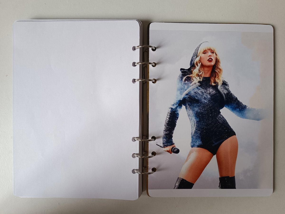 SwiftlyFrench13's tweet photo. @4everwintr13 https://t.co/gsnTdHTIJI