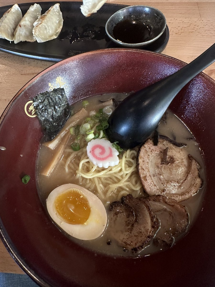 WCG_AJ's tweet photo. Time to grub https://t.co/ogLY6GioT7