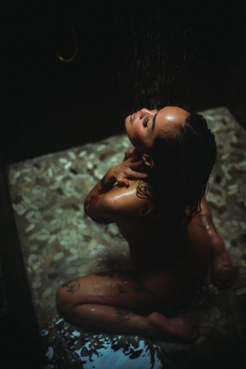 ms_lindalan's tweet photo. Steamy. @modelflixxx https://t.co/MFTYPol1J5