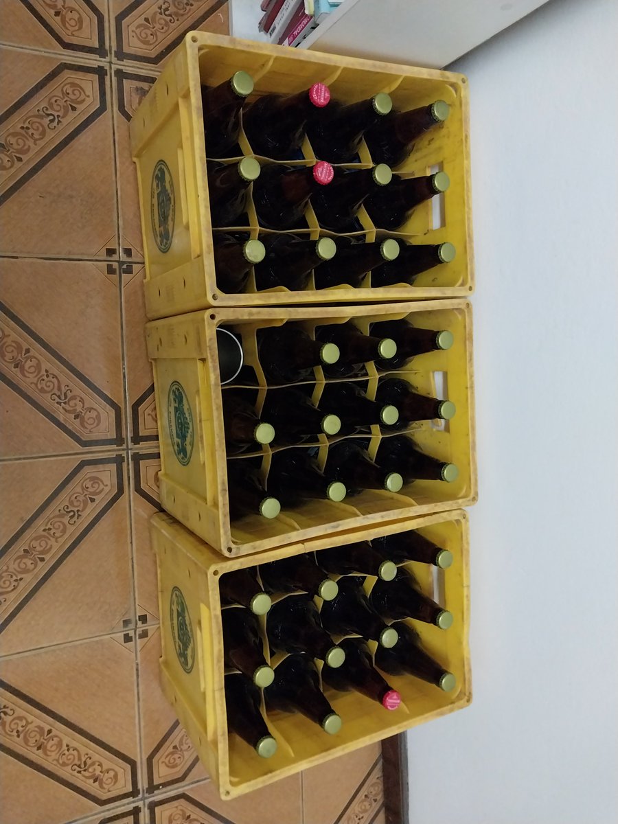 Ya llegó por fin carajoooo! AÑAMEMBEER, la birra de Vecindad Autopsia!!

El lanzamiento será este 27 de enero, pronto todos los detalles! 🍻🍻🍻😈😈😈