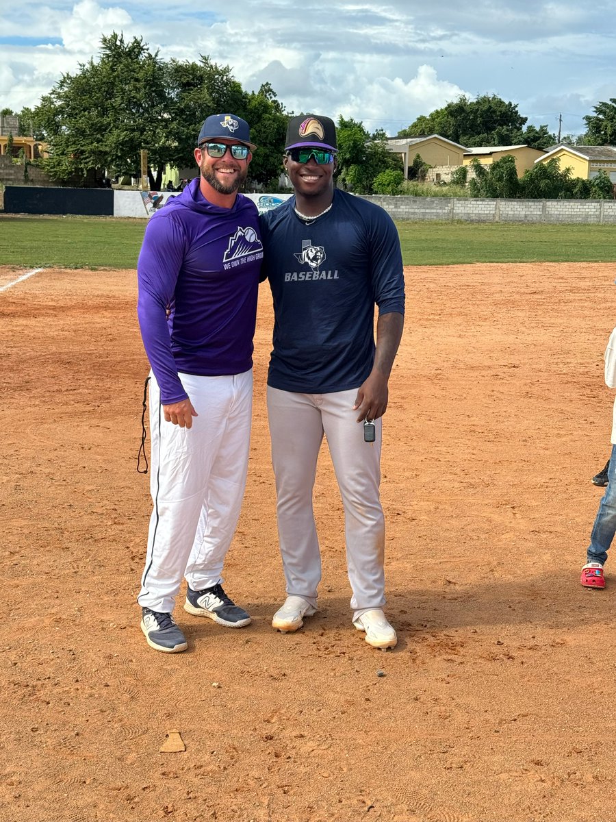 GoETBUTigers's tweet photo. 👂 #TexasTiger #Podcast 
➡️Season 4 | Episode 22 
🗣️ @jrdhd20 | @ETBU_Baseball
🗣️ @BroMattPaul | @kmhtradio

📻 https://t.co/ACXxEaTMOM
🍎 https://t.co/RbmEGpVoYc 
🎙️ https://t.co/6E4i31J0xl 
🟢 https://t.co/po3o7TZoXl 

#TexasTigers #ETBU https://t.co/fyHRAPVqgX