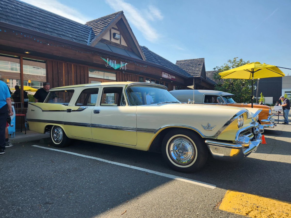 mopars_and_more's tweet photo. #wagonwednesday with this very cool #1959dodgesierra #1959dodgesierrastationwagon #1959dodgewagon https://t.co/XIHmsVnqu4