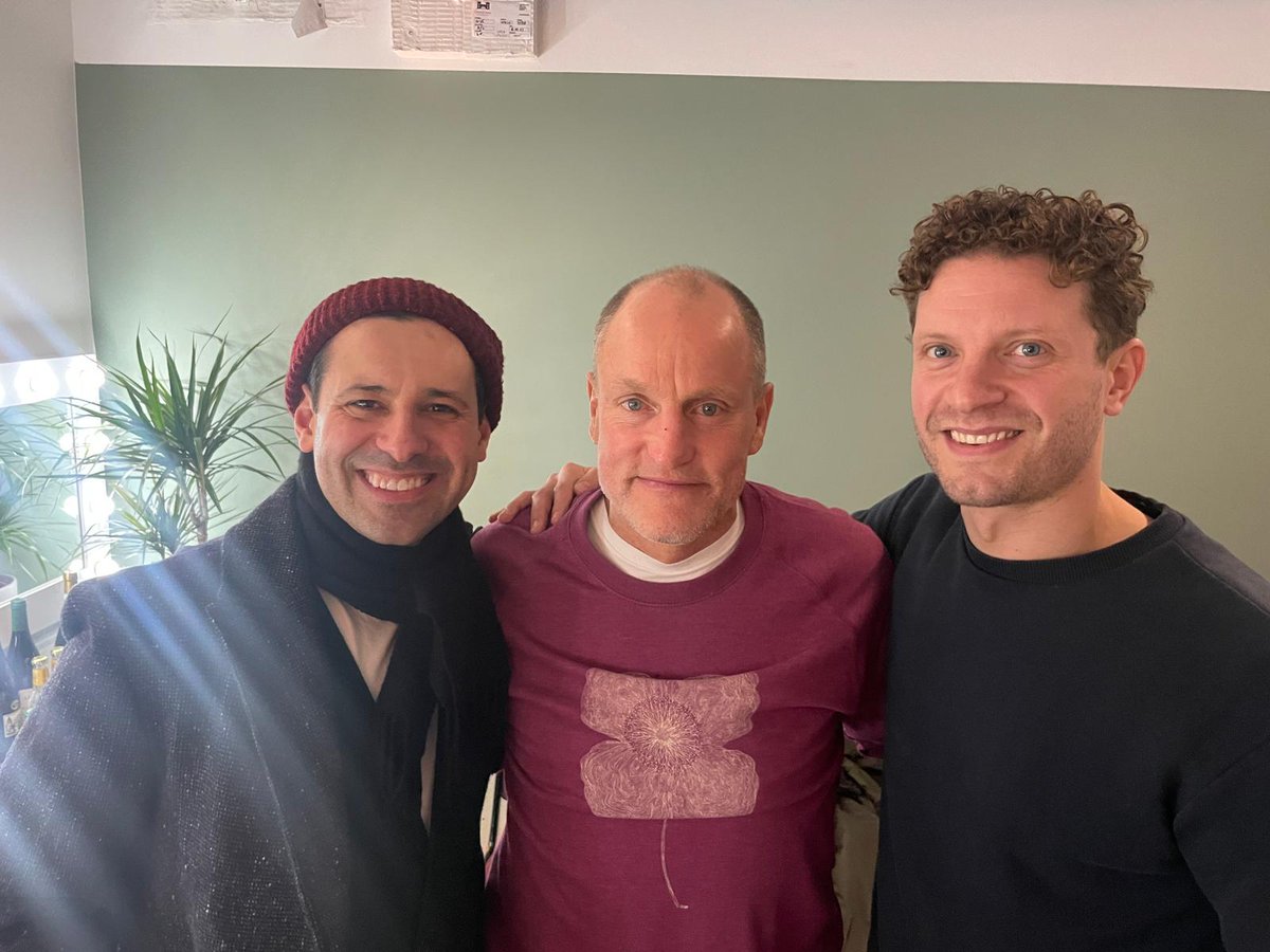 Saw #ulsteramerican this afternoon at <a href="/RiversideLondon/">Riverside Studios</a>. David Ireland’s play packs one hell of a punch. Buzzed to have met Woody with <a href="/symckee/">Shaun Yusuf McKee</a> afterward. Thanks to <a href="/smallpressnix/">Nicky Allpress</a> and all the team!