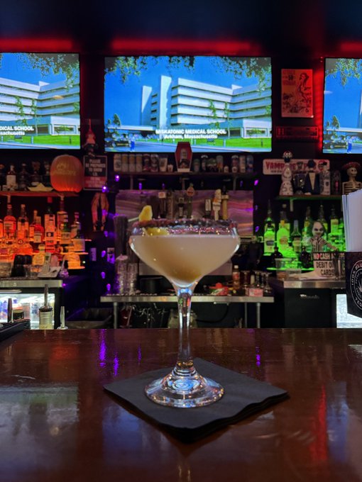 Drinks and Re-Animator at @nightmarecafelv  #LasVegas  #horror https://t.co/eN6OoSlUij<a class="tags" target="_blank" title="On Twitter" href="/?out=eyJ0eXAiOiJKV1QiLCJhbGciOiJIUzUxMiJ9.eyJpYXQiOjE3MjA3NDIzNjQsImlzcyI6InR3cG9ybnN0YXJzLmNvbSIsIm5iZiI6MTcyMDc0MjM2NCwiZXhwIjoxNzUyMjc4MzY0LCJyZWRpcmVjdF91cmwiOiJodHRwczovL3R3aXR0ZXIuY29tL25pZ2h0bWFyZWNhZmVsdiJ9.raX1-suLlMRH9XGUPxbj_Q3cHziBDfX1R4Rxl2GLo212z5ajvPBjWl_T42MYLN_2prl8FYbXL3hLVPO6zssE1w">@nightmarecafelv</a><a href="/tag/lasvegas"class="tags">#LasVegas</a><a href="/tag/horror"class="tags"><span>#horror</span></a>