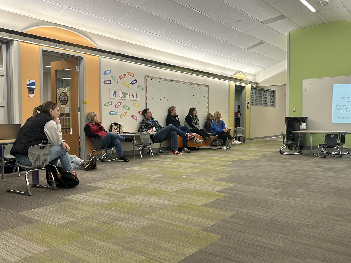 RES_sjsfraley's tweet photo. 💙Primary ELA PLC sharing out learning from https://t.co/u3MPiSv0SI
#scienceofreading #bluedevilway #sharedleadership https://t.co/Q9Sc5rcnkd