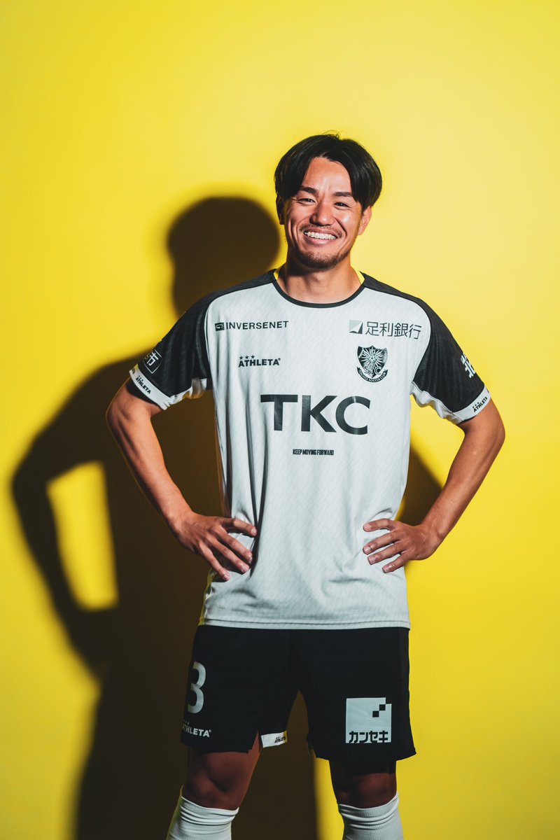 グレーから白に変わった（戻った）2ndユニフォームは企業カラーが統一