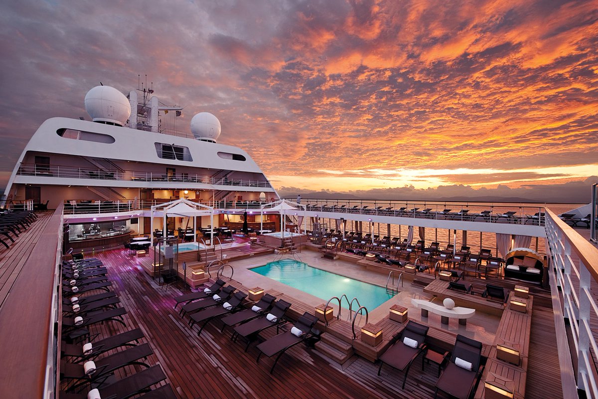 Skycheckin's tweet photo. The 9 best luxury cruise lines for elegance and exclusivity https://t.co/P1SPfRE3nk https://t.co/nMYxRhefbV