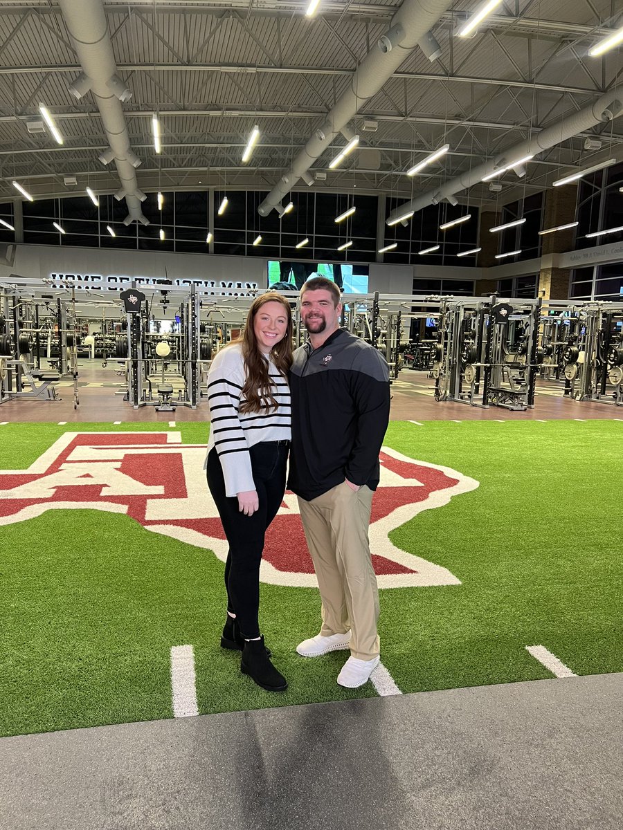 Coach_BMcCall's tweet photo. Excited to be here! Gig em https://t.co/Cz2U5DBbHI