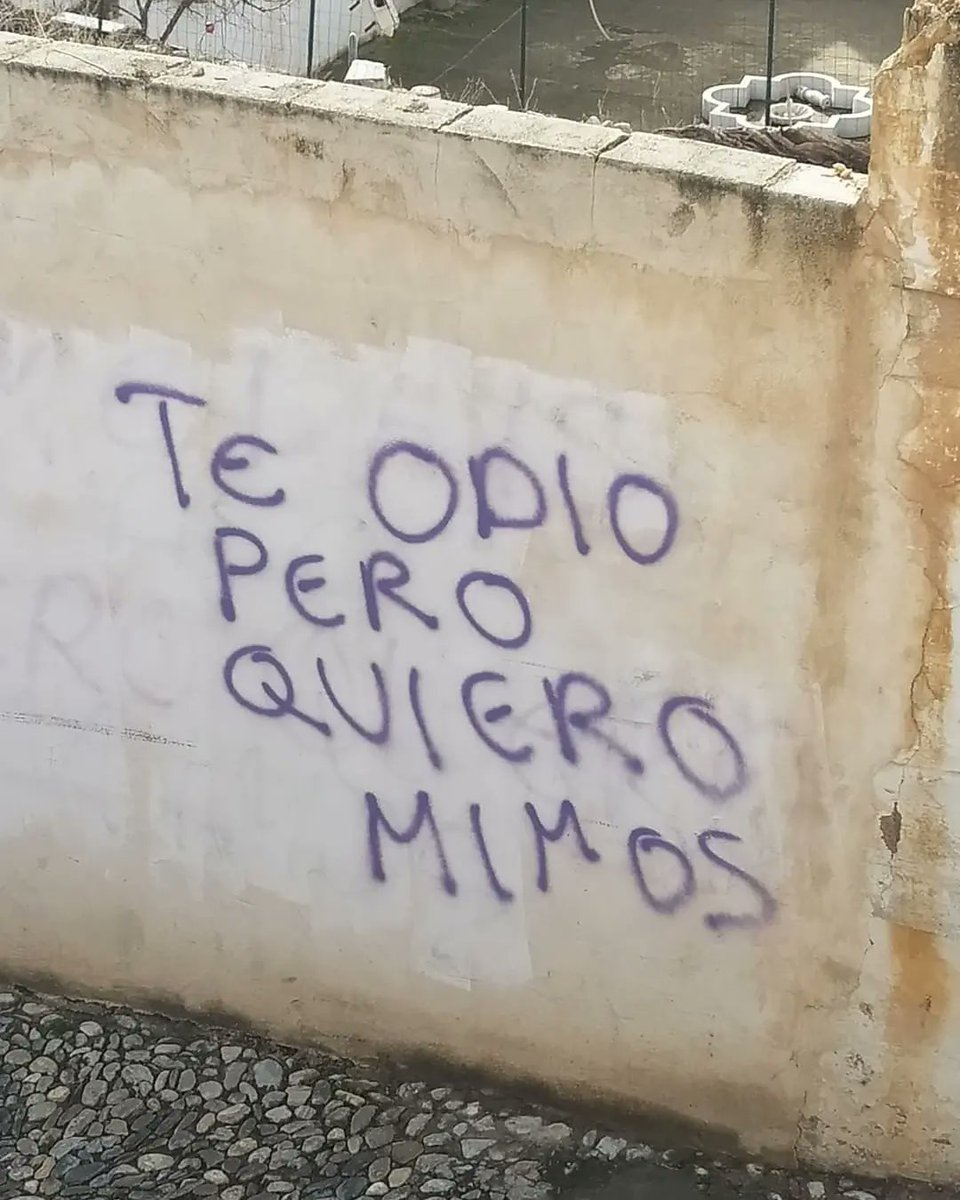 ᴍᴇ ʟᴏ ᴅɪᴊᴏ ʟᴀ ᴘᴀʀᴇᴅ ⚡ (@laparedmelodijo) on Twitter photo 