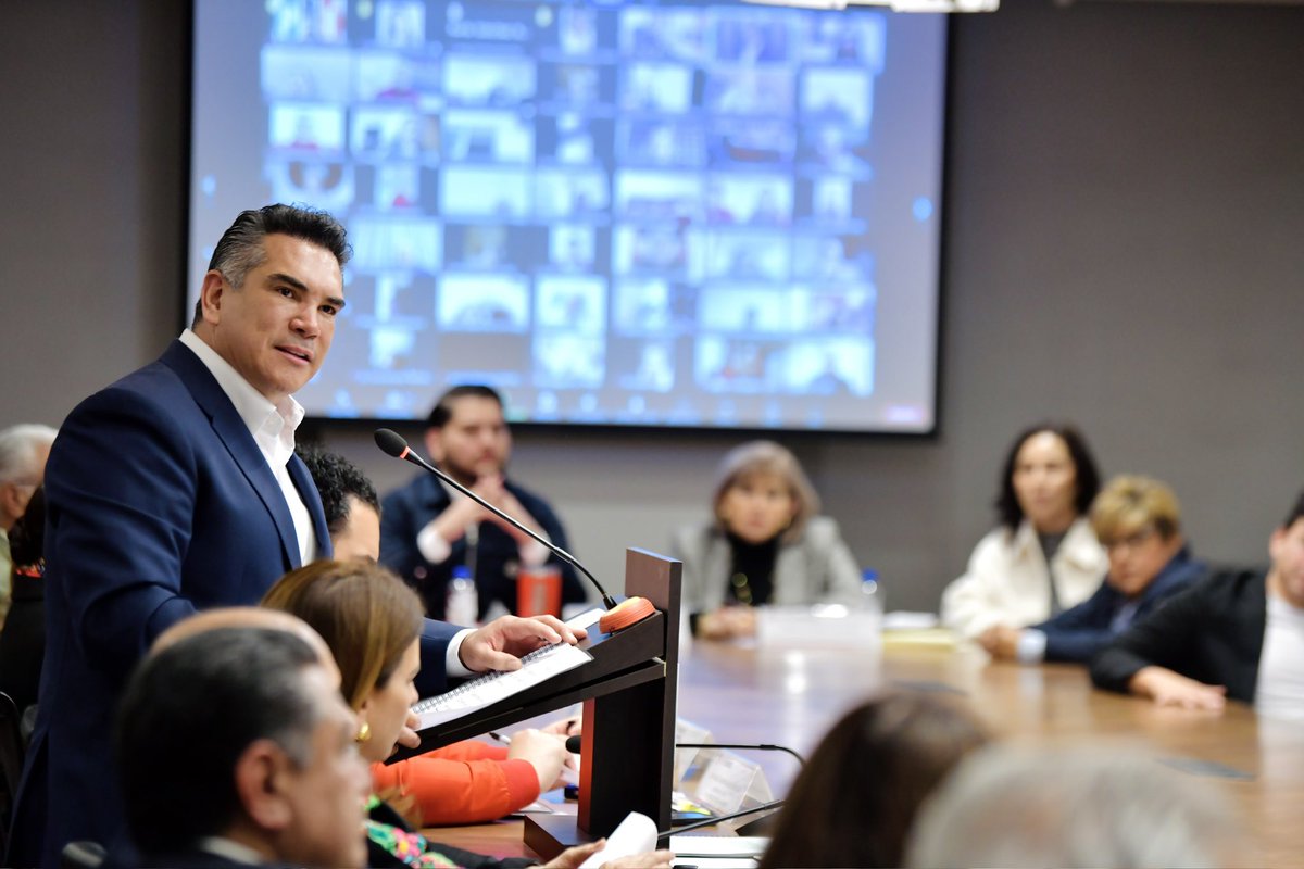 Alejandro Moreno tweet media