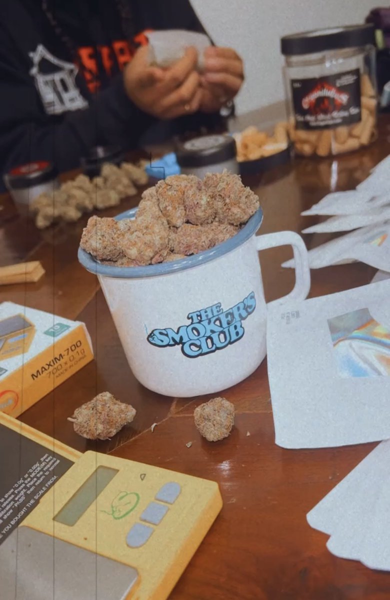 The Smokers Club tweet media