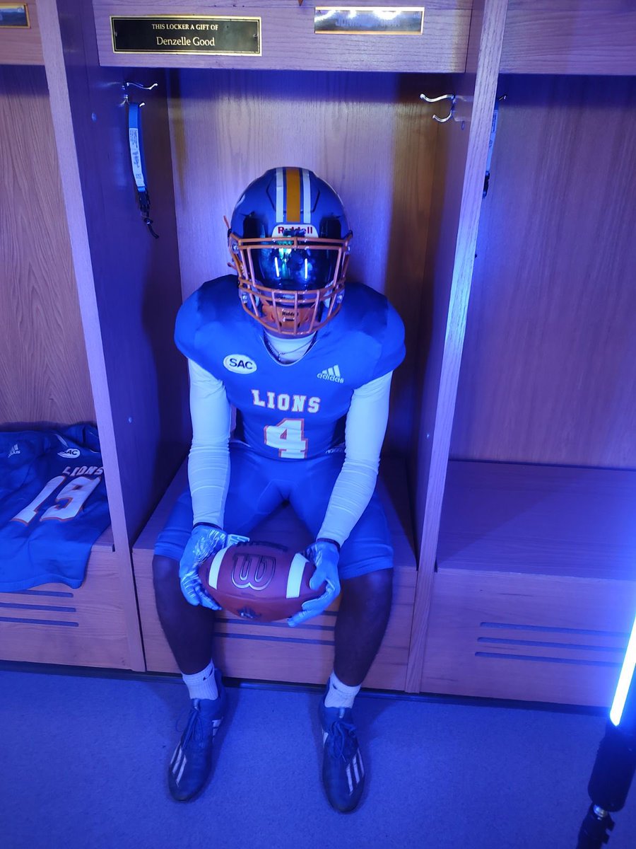 james_mill_jr_4's tweet photo. I am so blessed to announce that I have committed to @MarsHill_FB on a football scholarship! I am looking forward to continuing my academic and football career with such a great program! I want to thank everyone who supported me along the way! All glory to God!#GoLions @KBHolyman https://t.co/Xznsm4Rssh