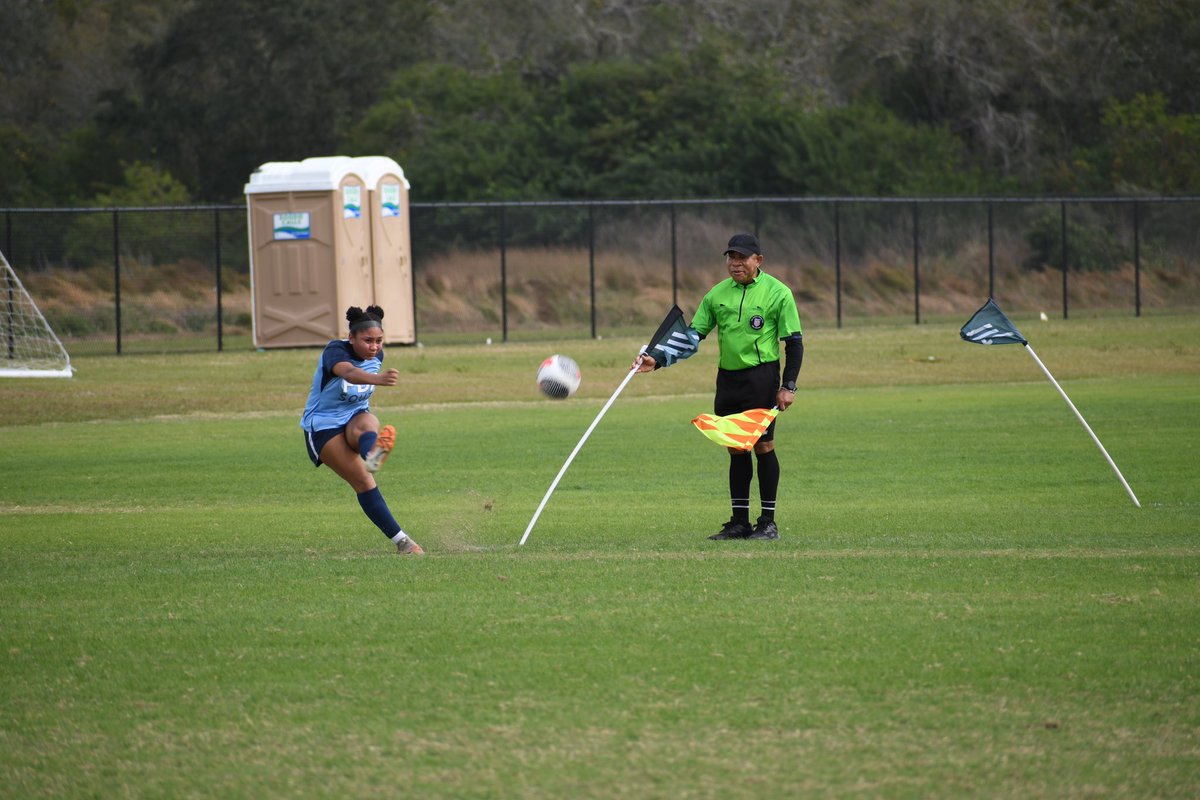 aaniyah_parker's tweet photo. thank you to all the coaches that watched PDA South 07 play over the weekend ! #ECNLFL https://t.co/aIzUsNFYOQ