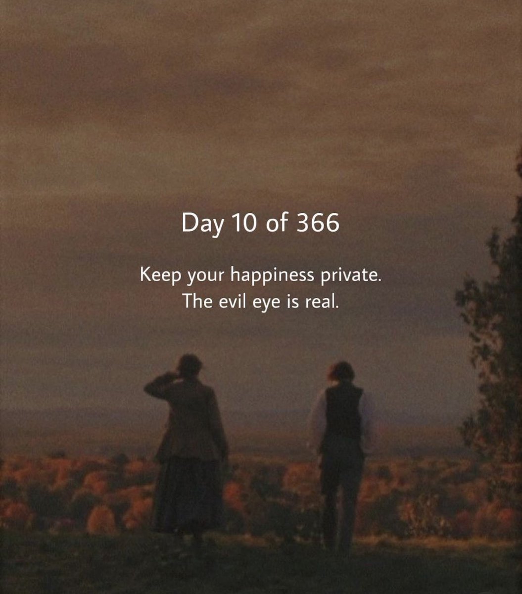 Privacy >>>