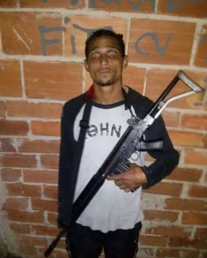 fiquei sabendo q tem talarico q voltou, cola aq q eu quero só conversar kkkkkk