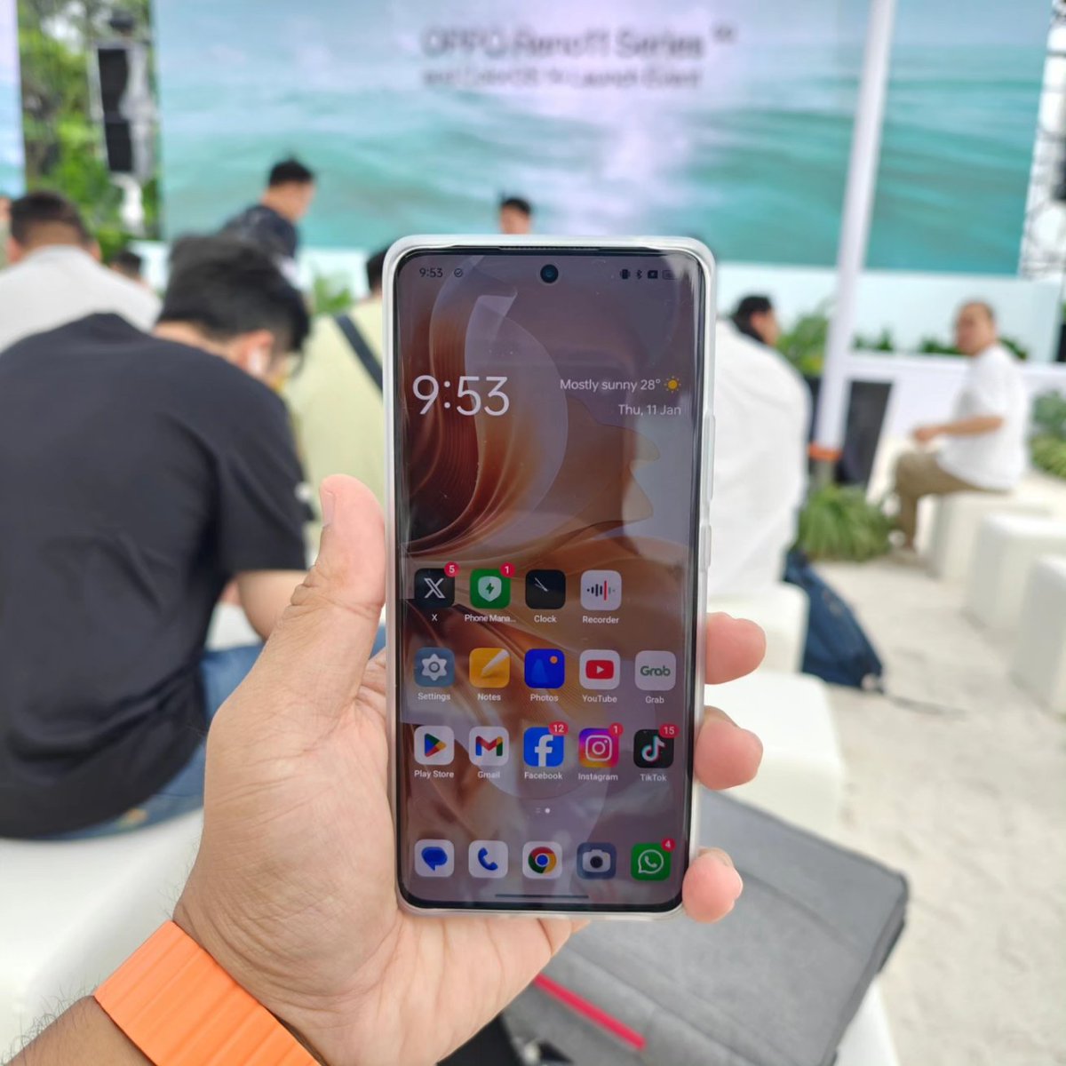 izamigadget's tweet photo. Sekitar perlancaran #OPPOReno11Series5G Malaysia

#ThePortraitExpert #ColorOS14 https://t.co/rMAhhzNb9D