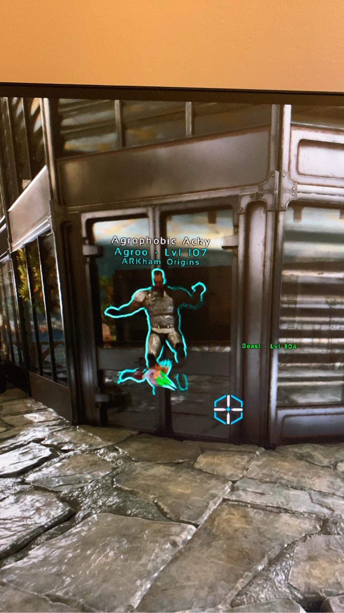 Nilsatis1975's tweet photo. Whe you catch @AgroGamesGuides  snooping round your base so your trap his ass and tame him #ARKSurvivalAscended https://t.co/N324OJqMPl