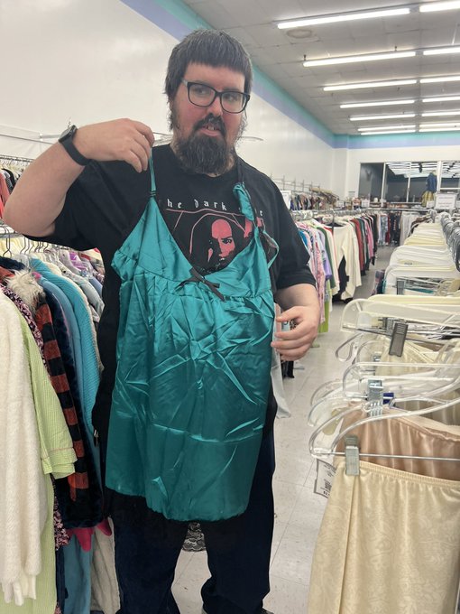 Tell me, how do I look? https://t.co/v4fehnVx1Z<a href="/tag/beardgang"class="tags"><span>#beardgang</span></a><a href="/tag/beardedmen"class="tags"><span>#beardedmen</span></a>