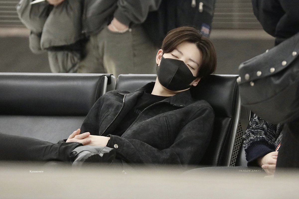 Kyuucoco_0909's tweet photo. 240111 HND

#준규 #JUNKYU #ジュンギュ 
#트레저 #TREASURE https://t.co/aAdGjTKVw6