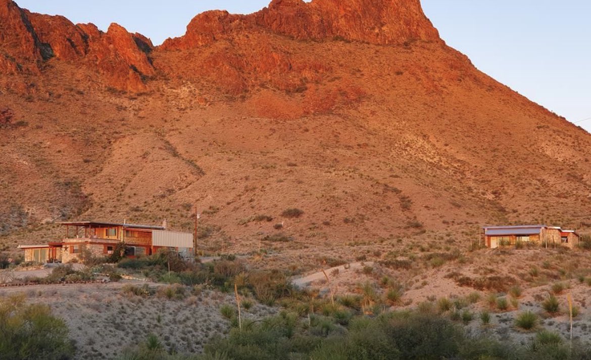 House in West Texas for sale near Big Bend National Park 

On 22.5 acres and right by Terlingua Ranch Airport for those of you with your own personal aircrafts

77 days on market

Listed at $800k