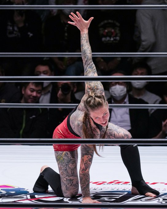 Watch Michael Larkin's leaked NSFW photo on TwXstars