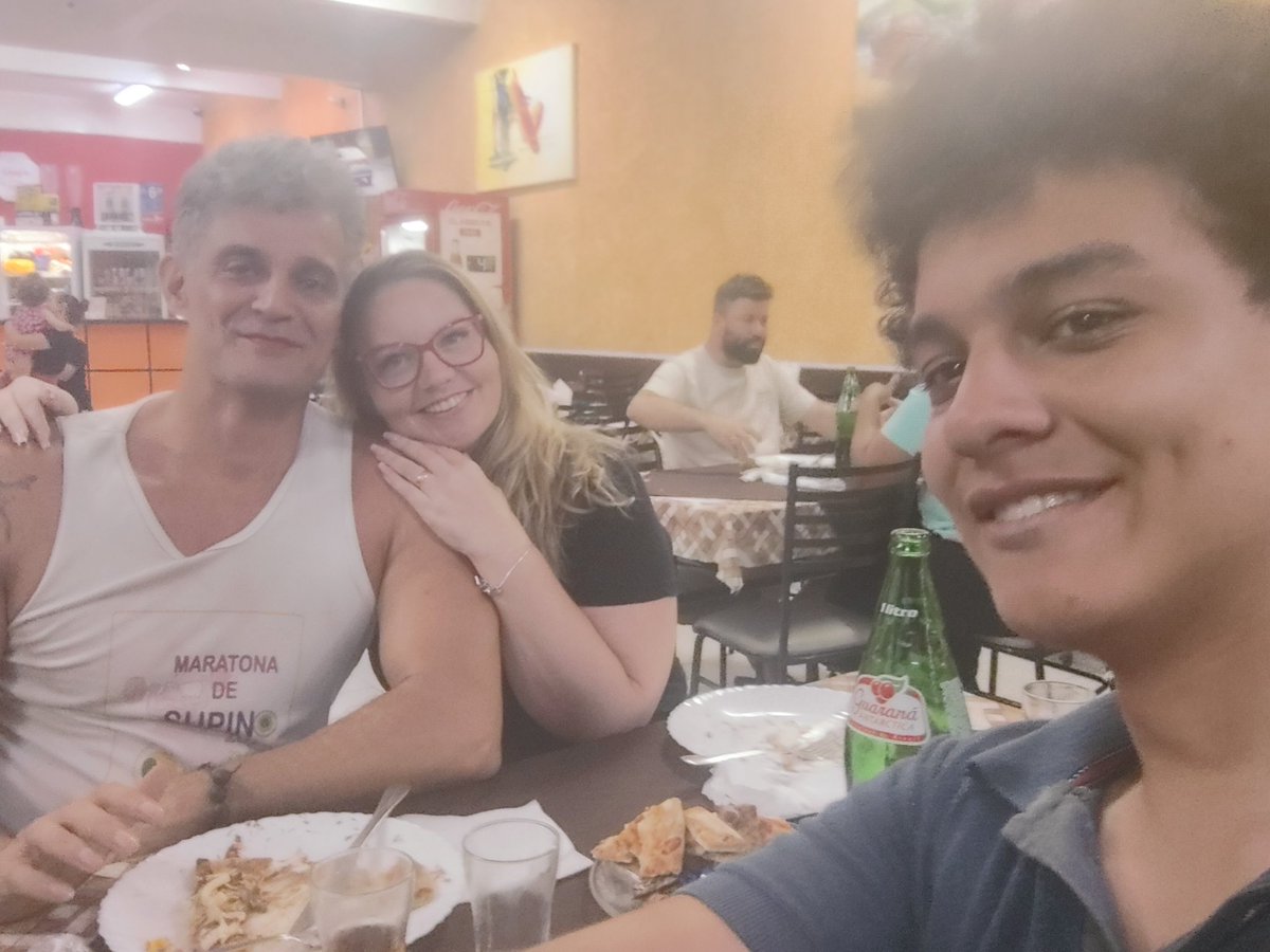 TatiSMello's tweet photo. Relembrando velhos tempos! https://t.co/zAUMHN1KGH