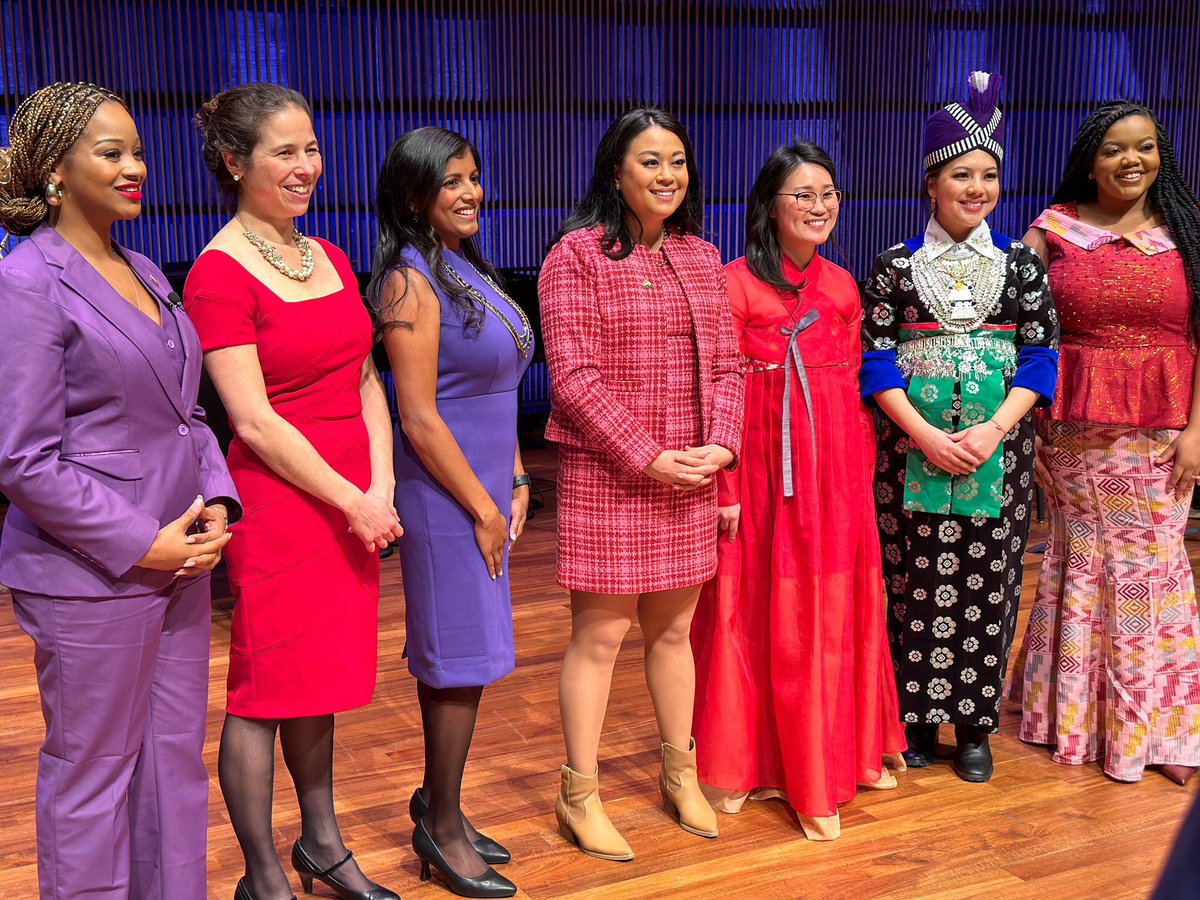 EndWokeness's tweet photo. The new city council of St. Paul is 100% millennial women and 6 out of the 7 are women of color.

They will still figure out how to blame the city's impending collapse on white men. https://t.co/yoL0WABWCP