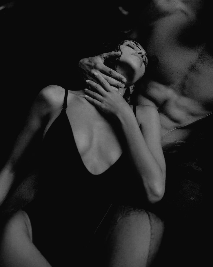 Bury me in
an ocean of him
where my
submissive desire
bows to his every whim
where his control
is my release
his hands 
so powerful
as they wash over me
where our dance
of tongues brings me
to my knees
where our lust
is as untamed as the sea

#Amatory
#SeductiveEchos
#Kinkprompt