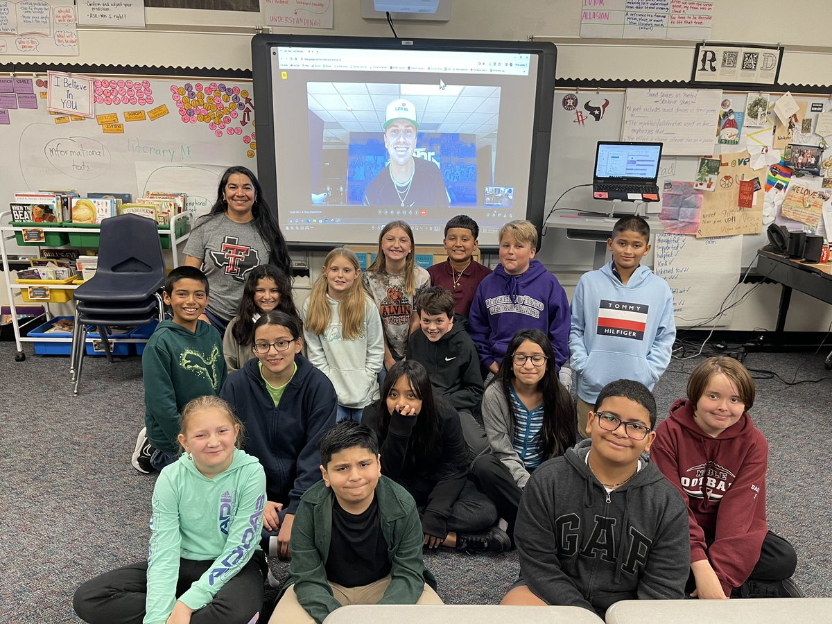 mrs_rebo's tweet photo. Big shoutout to Mrs. Poindexter for orchestrating an amazing visit with Savannah Bananas very own Jackson Olson! 🍌📚 Our fifth graders soaked in inspiring insights about Jackson's journey to pursuing his passion and “doing what’s not normal.” @alvinelementary @TheSavBananas https://t.co/BXGejFZDSe