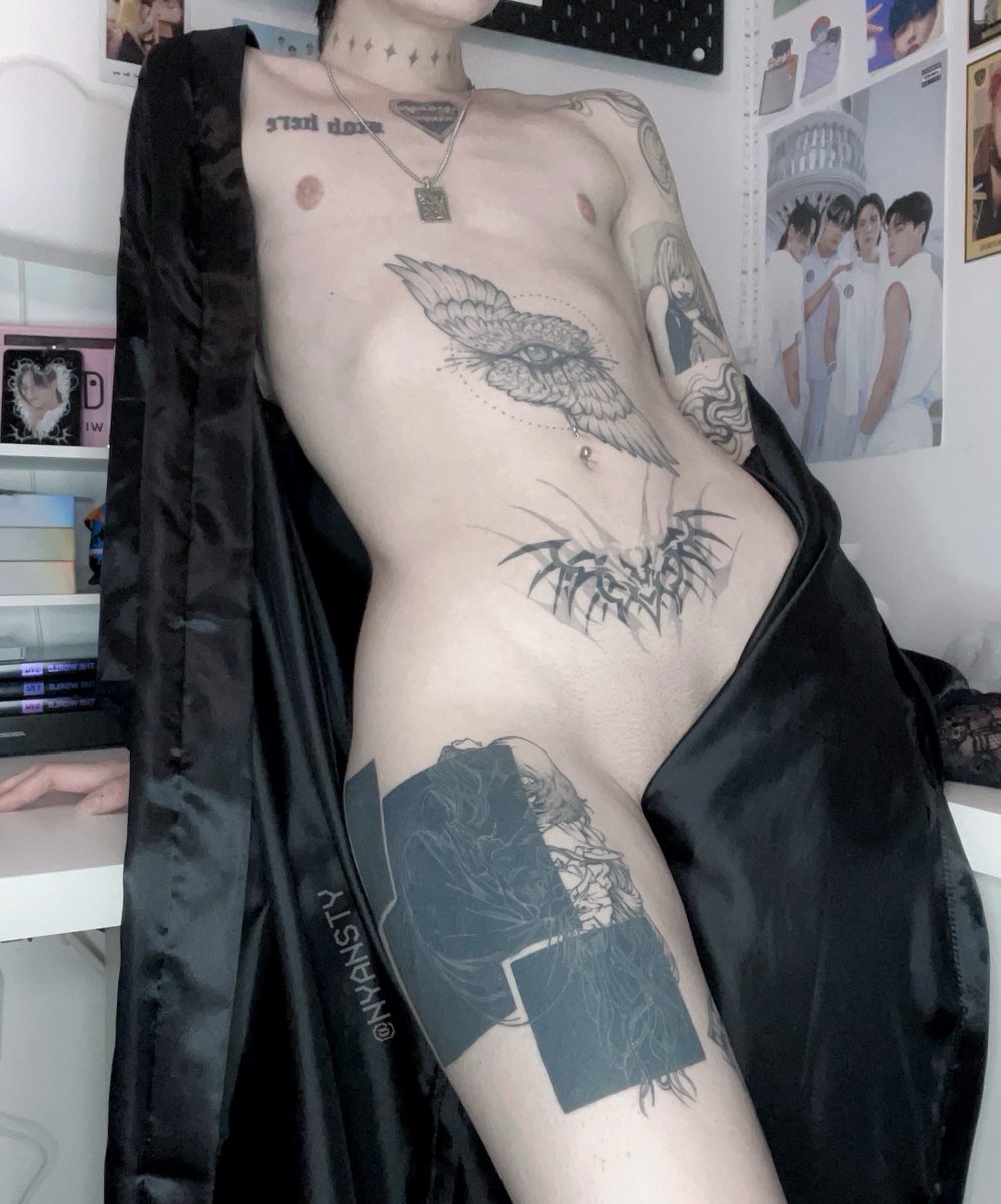 nyansty's tweet photo. 🗡️🖤 https://t.co/550e1RJISy