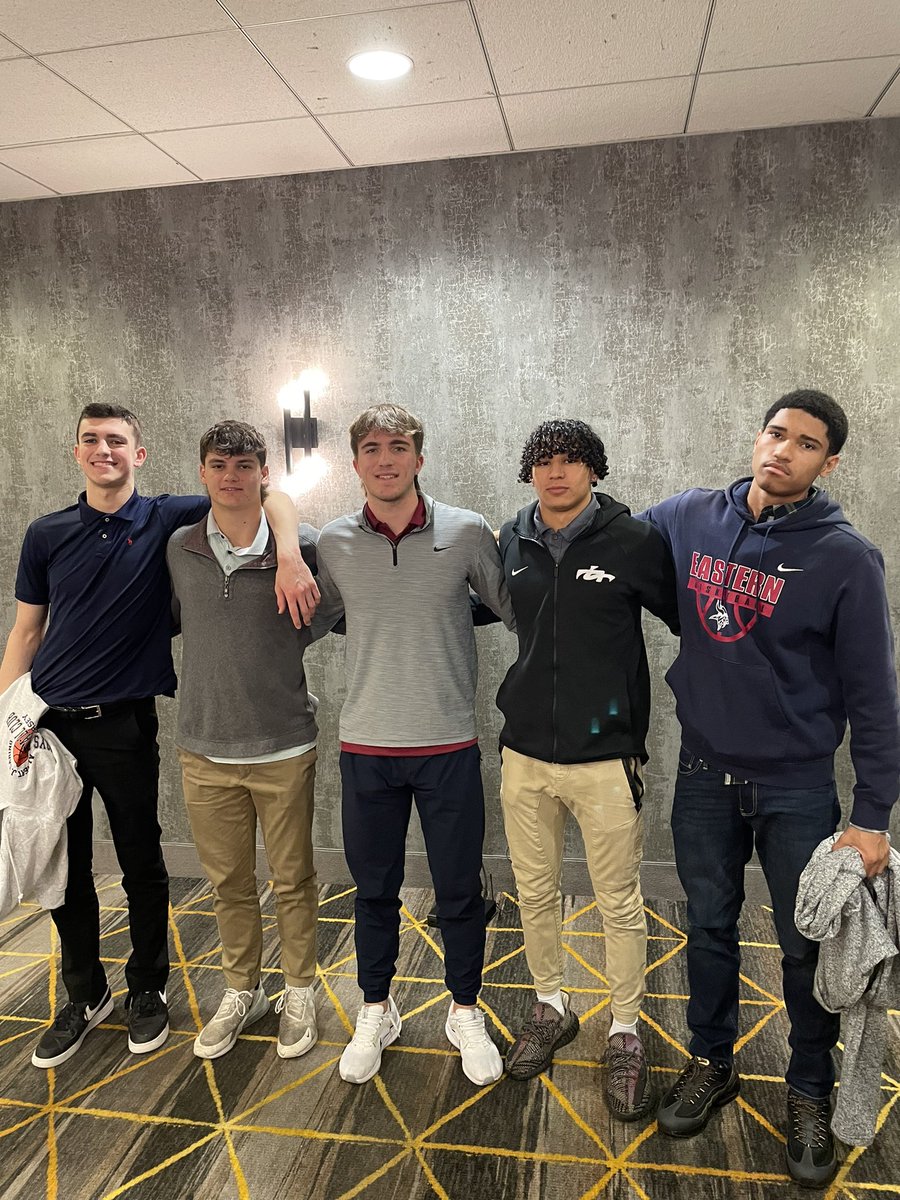 Eastern Boys Basketball tweet media