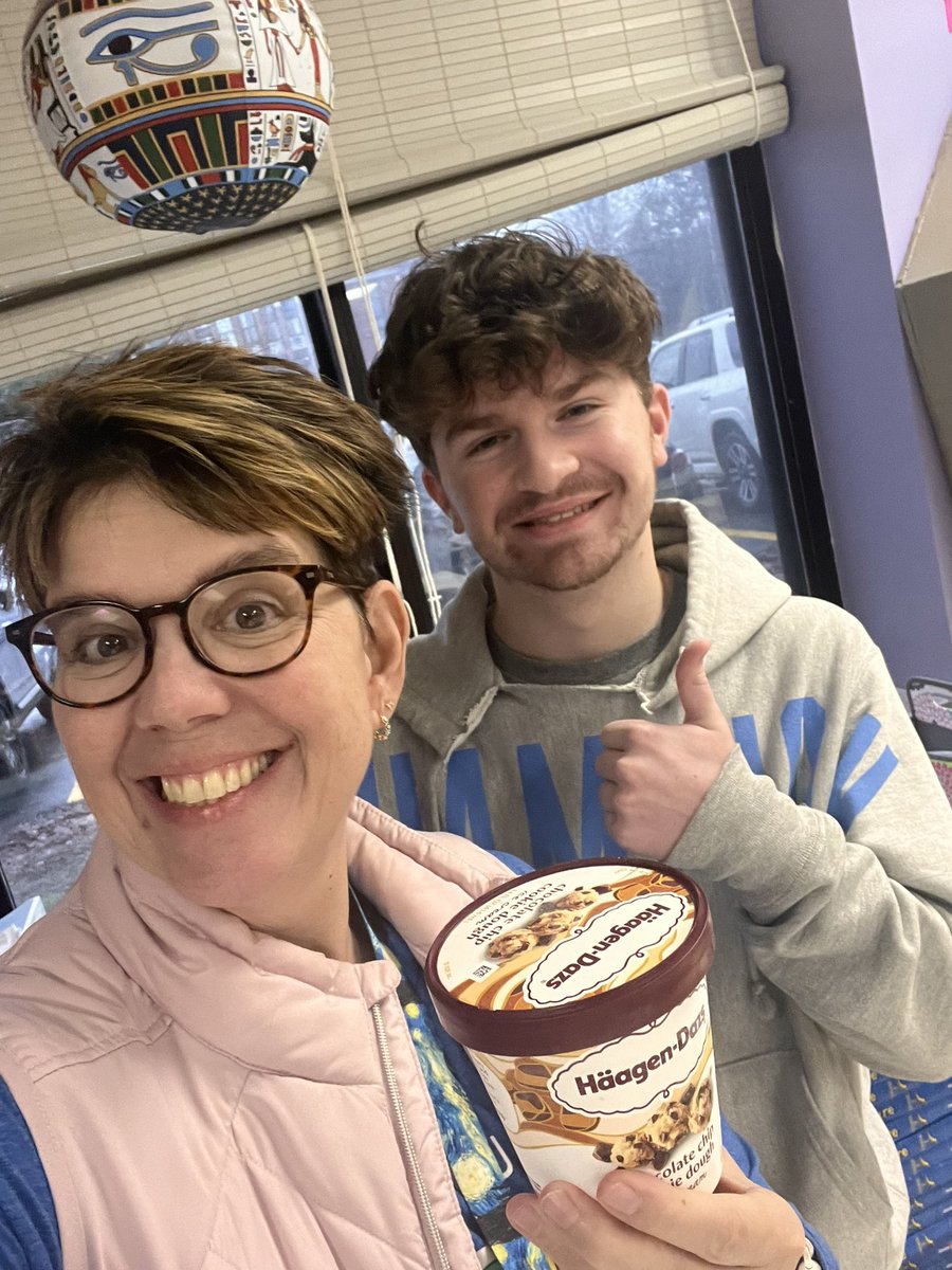 Thank you <a href="/JustinMoeller5/">Justin Moeller</a> for this visit and the surprise from a bet many years ago.  So proud of you and excited for your future! #proudteacher