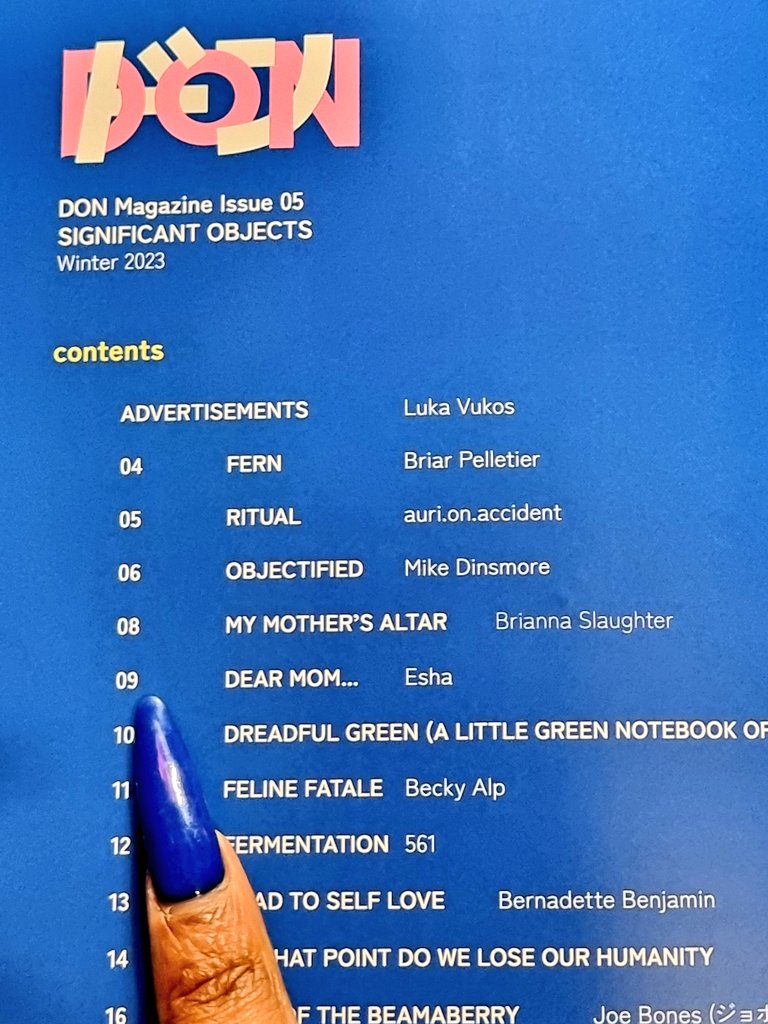 eshaknows's tweet photo. I took a year off from writing to focus on my art & now my work is published for a 2nd time in a magazine (a piece dedicated to my Mom) ❤️
meanwhile, TAKE THAT LEAP because you deserve it ✨️
DON Magazine Issue 05
Osaka, Japan
"Dear Mom..."
Page 9
#SignificantObjects
#PROUD https://t.co/MarI1SL72U