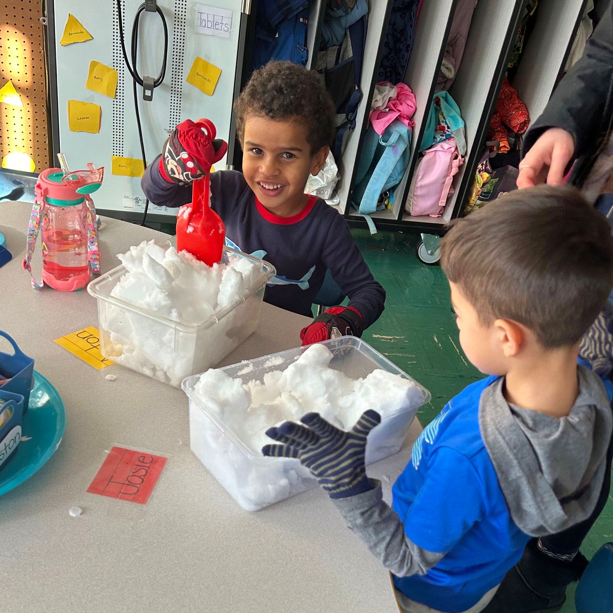 Ms. Anglucci's Pre-K class brought the snowy days indoors this week for some sensory fun with real snow! ❄️ Sensory play is not only fun, but helps children explore their senses, practice fine motor skills, stimulate creativity and enhance language and social skills. #MCSDMethods