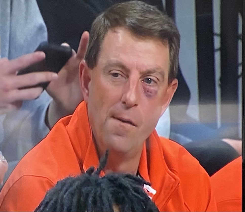 JHershey21's tweet photo. The minute Dabo walks in the Bama locker room and says Jesus is our new NIL https://t.co/HsmSc9PSLu