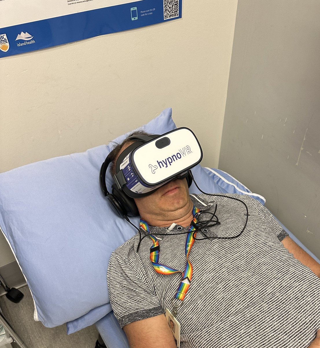 Our new addition. My Research fellow has published on #VR to reduce pain with procedures. I nearly fell asleep in a zen garden.